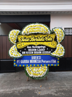 Papan Bunga Duka di Plampang
