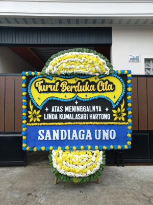 Papan Bunga Duka di Plampang